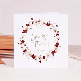 stijlvolle-trouwkaart-met-goudfolie-en-bloemenkrans-TA0110-2200029-15-1