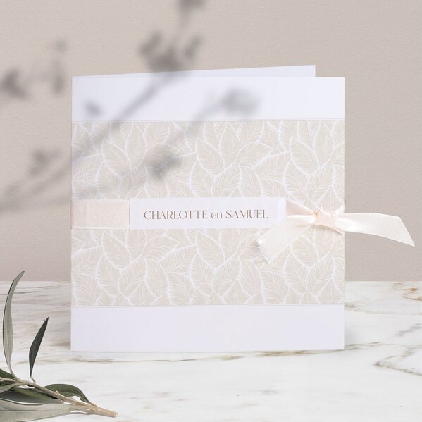 romantische trouwkaart vierkant met blaadjesmotief en lint TA0110-2300032-15 1