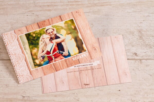 bedankkaart in houtlook met kantmotief en foto TA0117-1900003-15 1