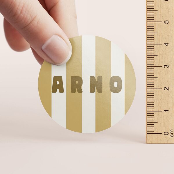 ronde sticker met streepjes en naam TA05905-2600069-15 2