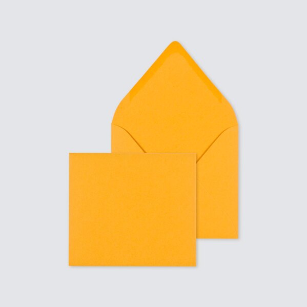 okergele envelop met puntklep 14 x 12 5 cm TA09-09023601-15 1
