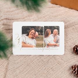 liggende nieuwjaarskaart met jaartal foto s en goudfolie details TA1188-2600011-15 3