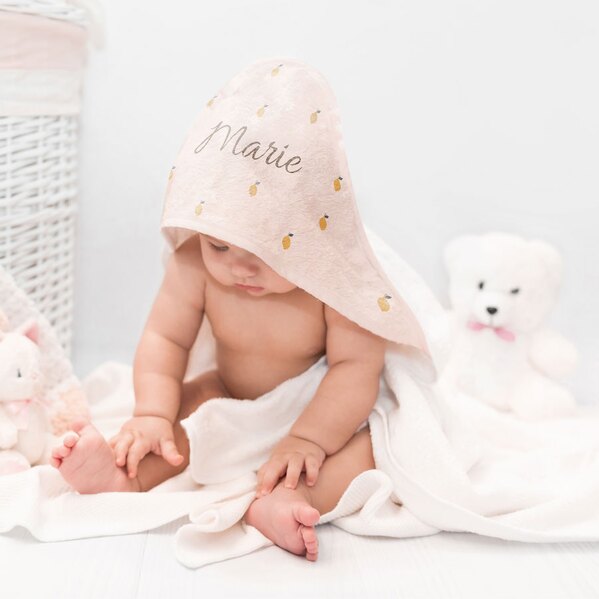 baby badcape met naam en citroentjes TA14803-2200010-15 1