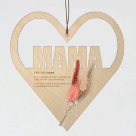 houten decoratie in hartvorm met roze droogbloemen en persoonlijke tekst TA14810-2300004-15 1